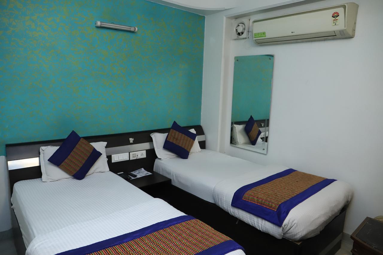 Airport Hotel Aerocity Inn New Delhi Exterior photo