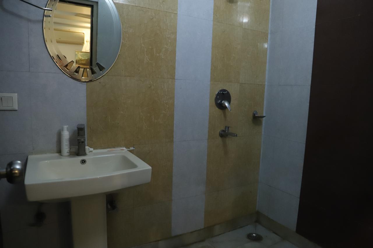 Airport Hotel Aerocity Inn New Delhi Exterior photo