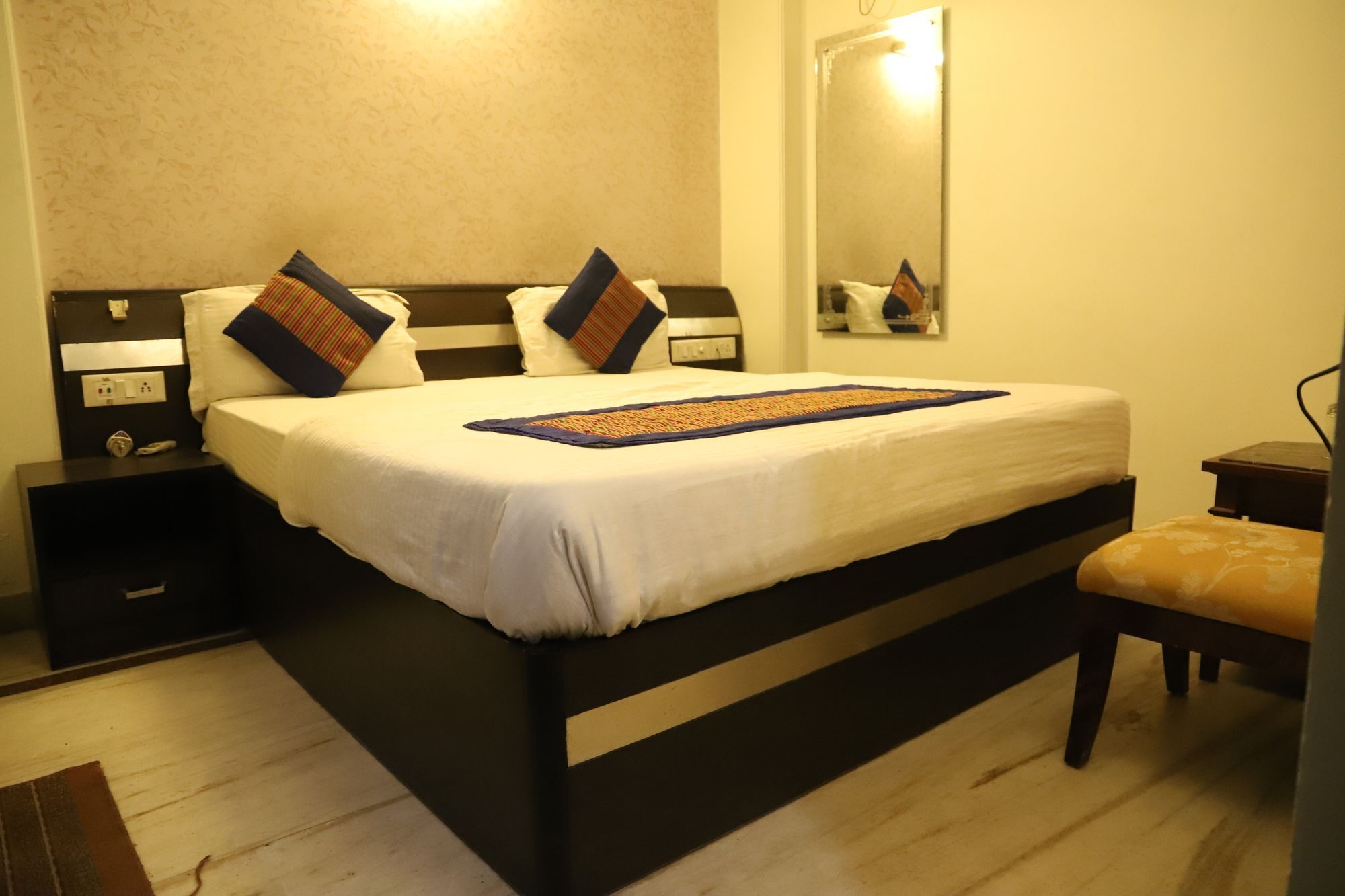 Airport Hotel Aerocity Inn New Delhi Exterior photo